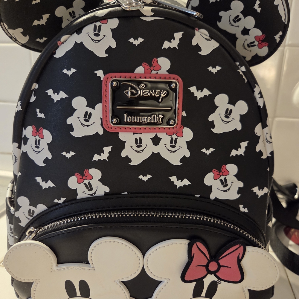 Loungefly Disney Mickey & Minnie Mouse Ghostly Glow-in-the-Dark Mini Backpack - Picture 7 of 9